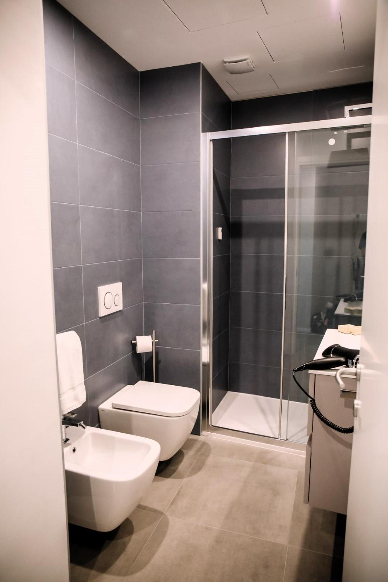 Elegant Beige Apartment - 5 Minutes From The Lake Côme Esterno foto
